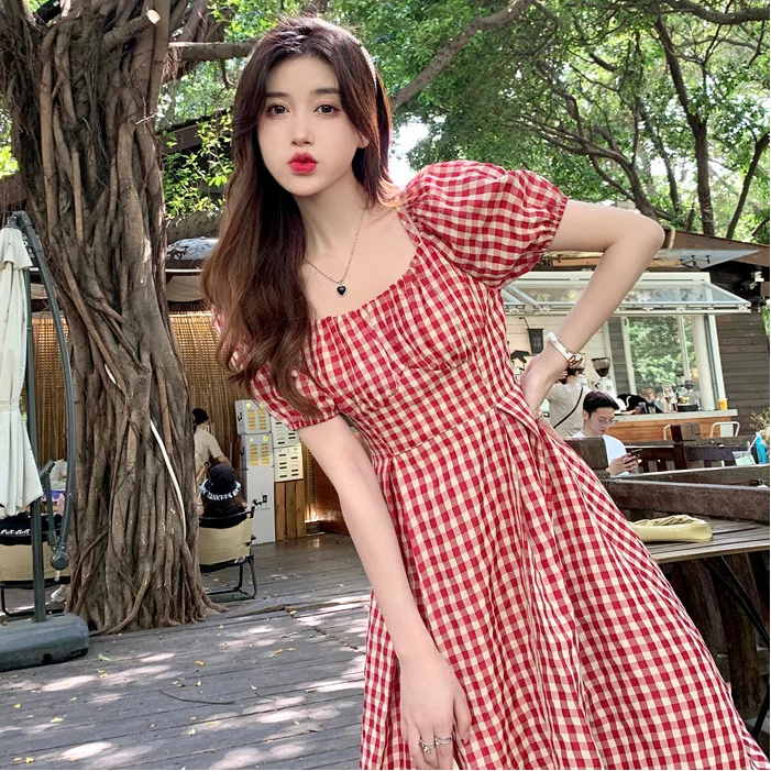 2023 Vintage Plaid Dress for Women's Spring and Summer New Design Suspenders To Show Thin Off The Shoulder Short Sleeves Fashion