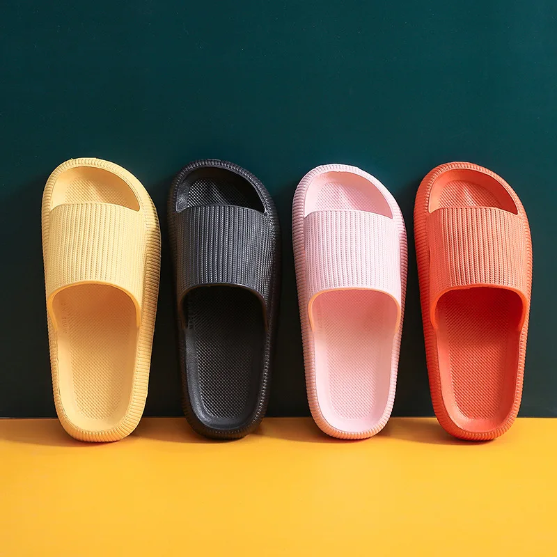

Thick-soled Slippers Female Summer Home Sandals and Slippers Soft Bottom EVA Home Slippers Men Stepping