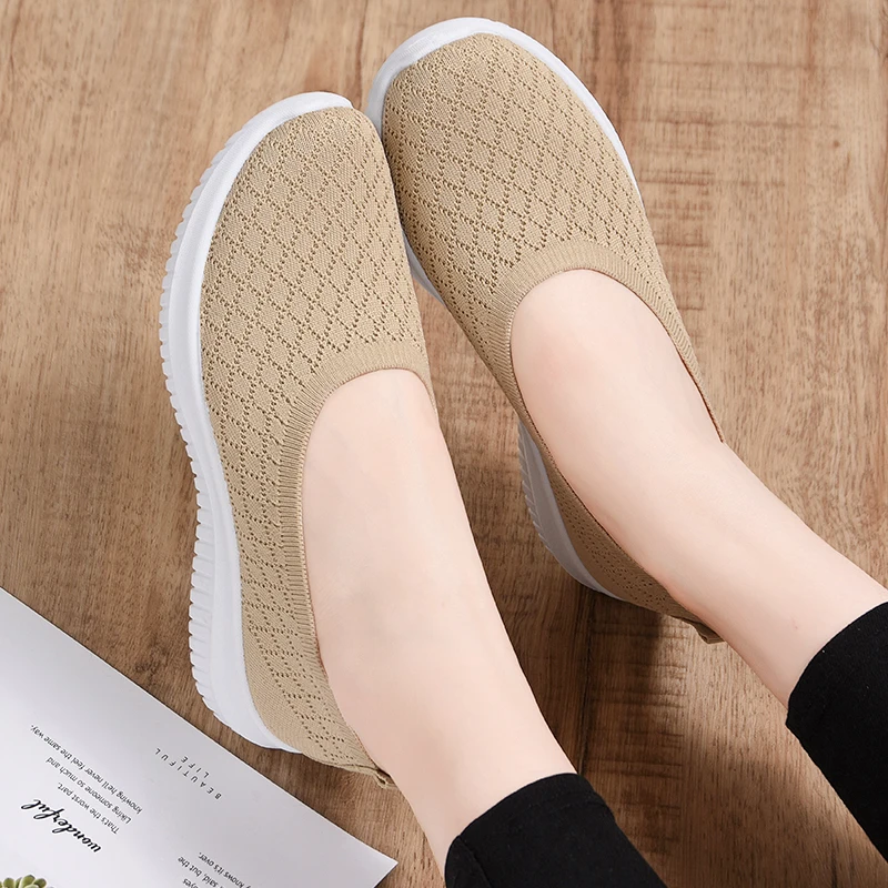 

2022 Women Vulcanized Shoes Women Slip on Flats Shoes Women Plus Size Walking Flat Slip on Shoes for Women