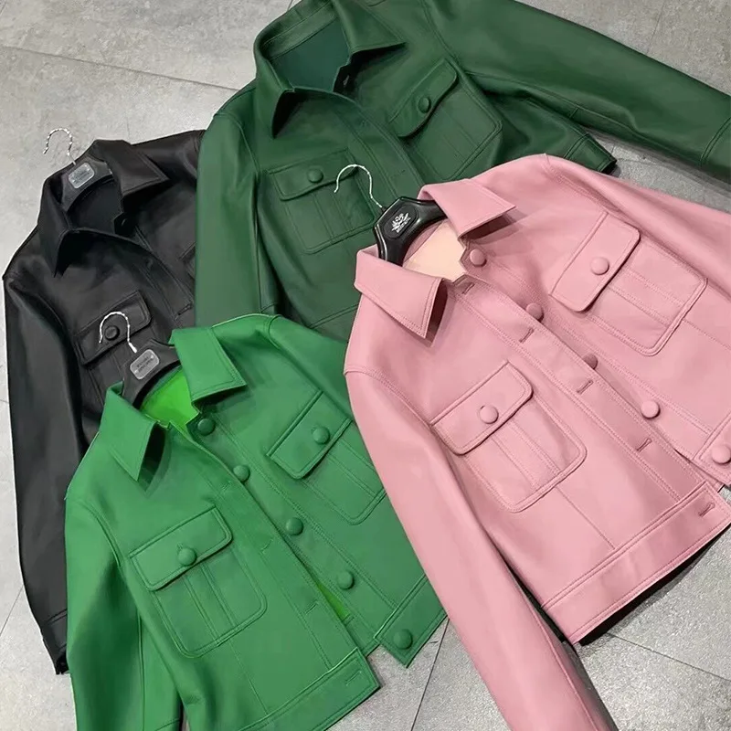 

Женская демисезонная куртка из натуральной кожи с карманами F001