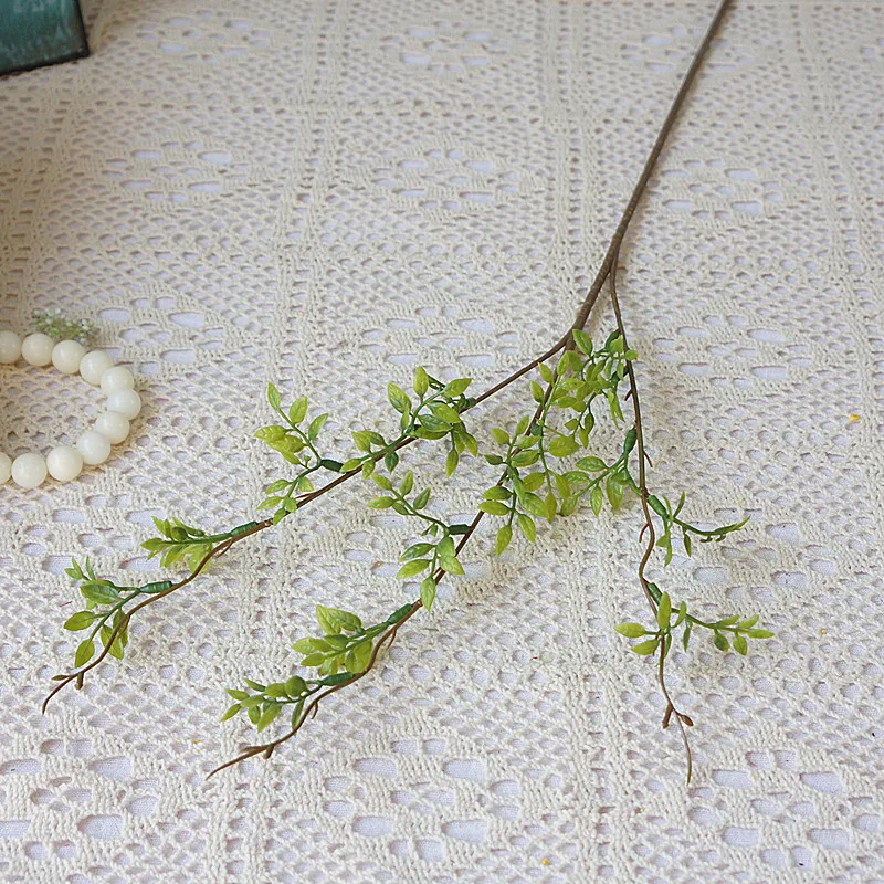 

Искусственные цветы пластик 64 см