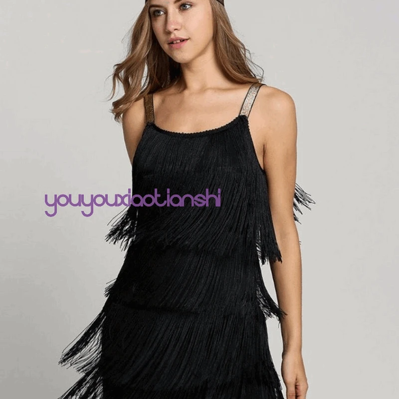 

Женское ТРАПЕЦИЕВИДНОЕ платье без рукавов с бахромой