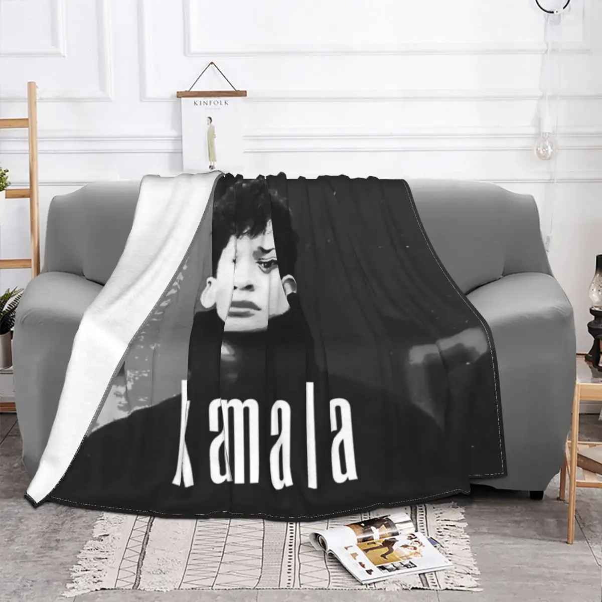 Универсальная фотография Kamala Garcia (2) на четыре сезона может быть представлена в