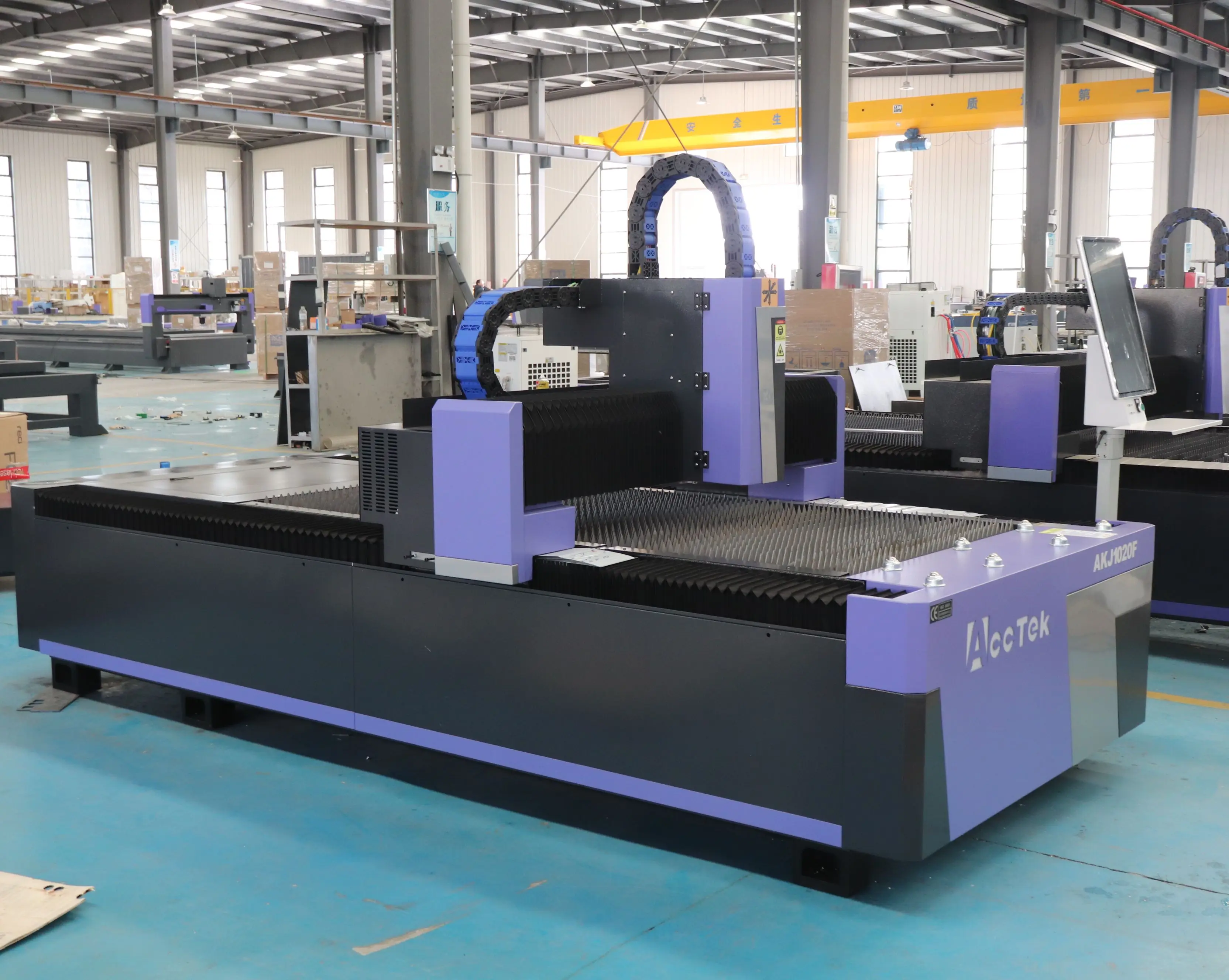 

AccTek 1000w 3000w Sheet Metal Fiber Laser Cutting Machine for Steel Iron Aluminum Brass Metal