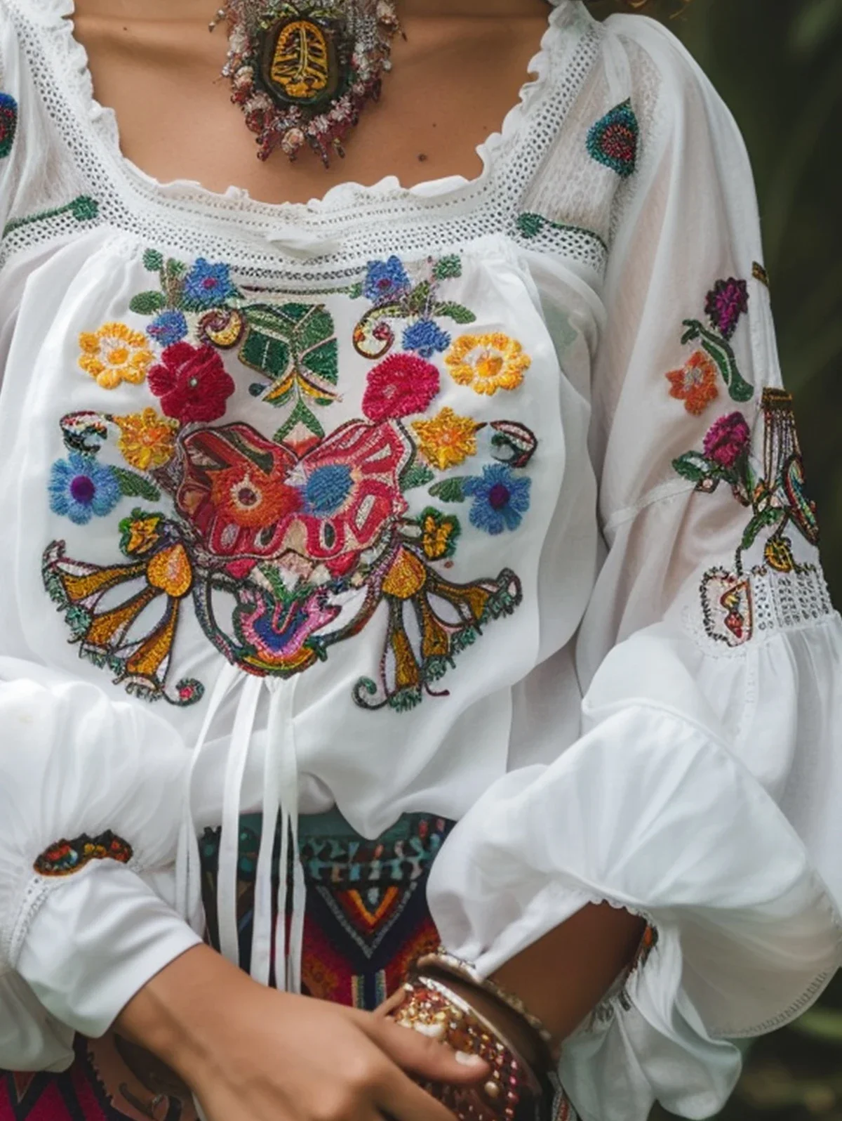 Блузка в стиле бохо с цветочным принтом и рукавами-фонариками привлекательные