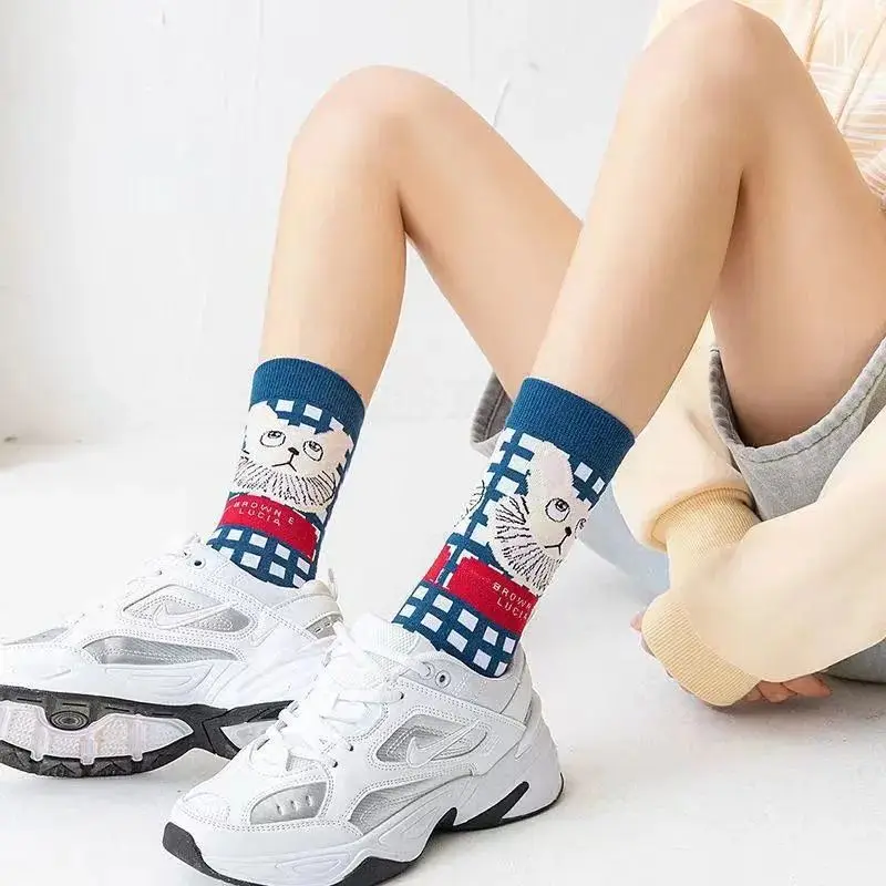 5 Pairs of Socks French Cats Men and Women Personality Tide Socks Retro College Style Medium-length Socks Novelties 2022 Trend