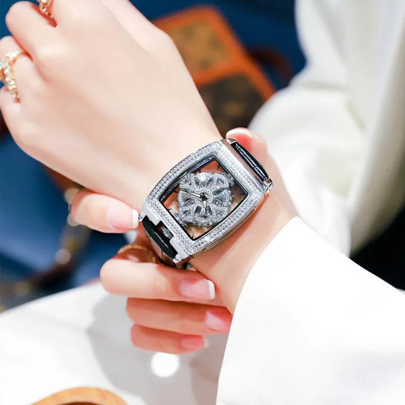Enlarge Women's Watches Luxury Ladies Watch Fashion Colorful Leather Rotated Dial Quartz Watches for Women Fashion Diamond Clock