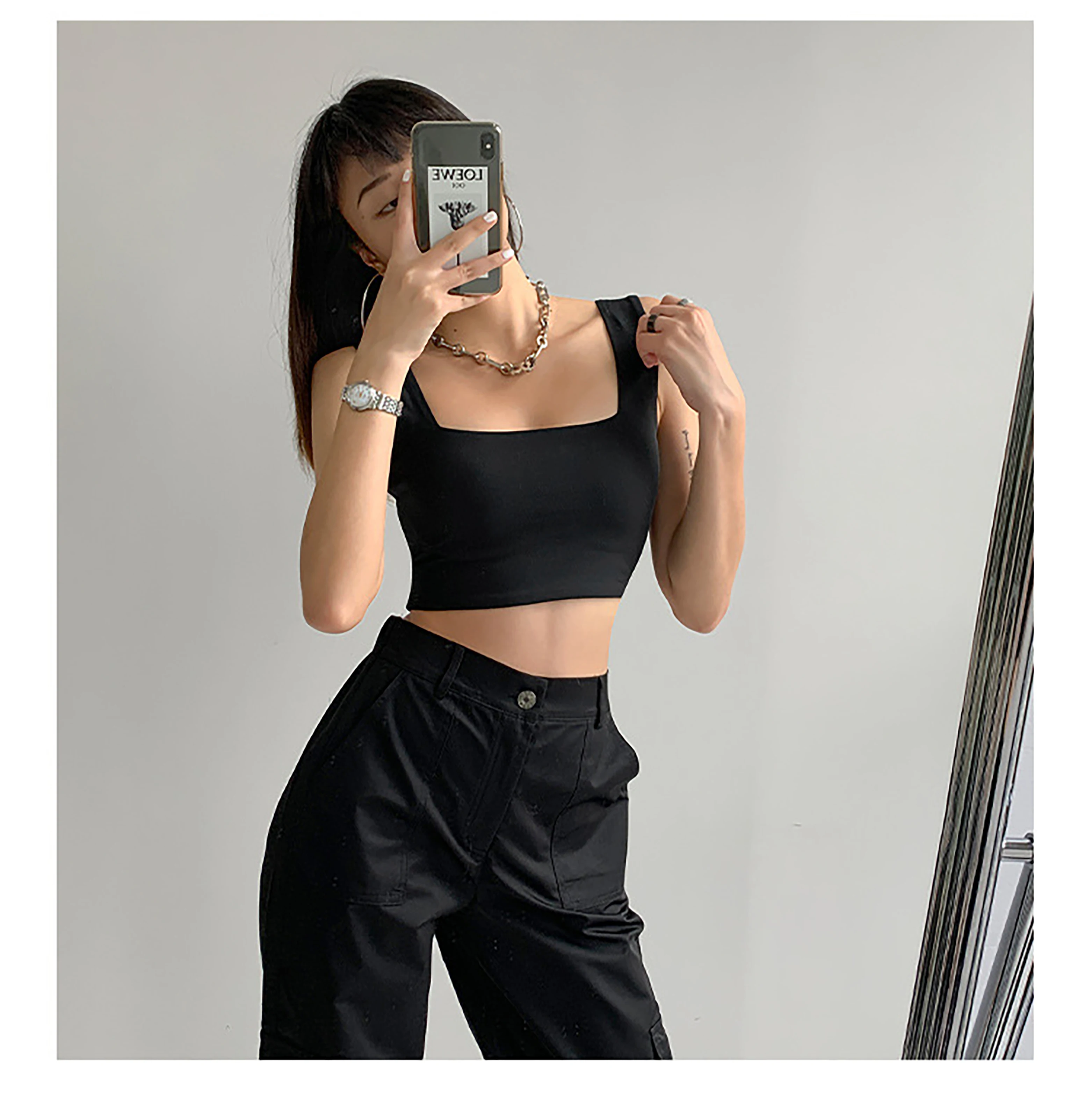 

Women Sports Bra Square Neck Tank Top with Built In Bra Stretch Crop Top Ladies Camis Vest Top
