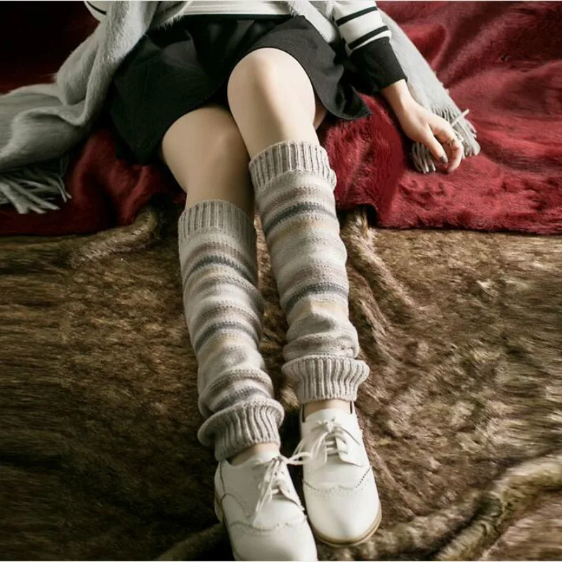 

Модные зимние сапоги до колен новые шерстяные вязаные осенние носки до колена милые высокие женские мягкие теплые сапоги с подушечками грубые