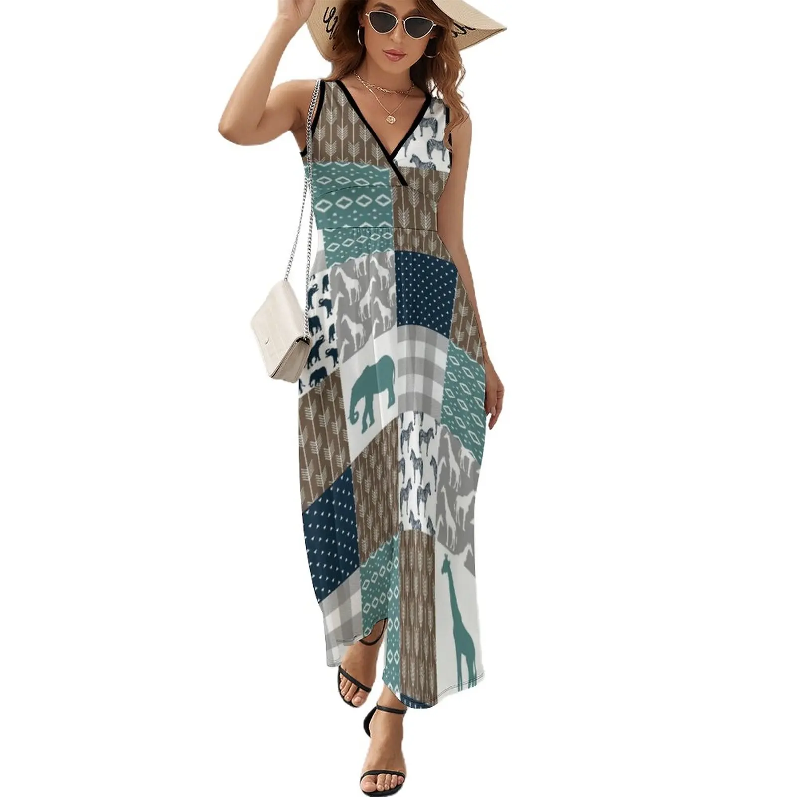 

Платье-макси в клетку с V-образным вырезом и высокой талией