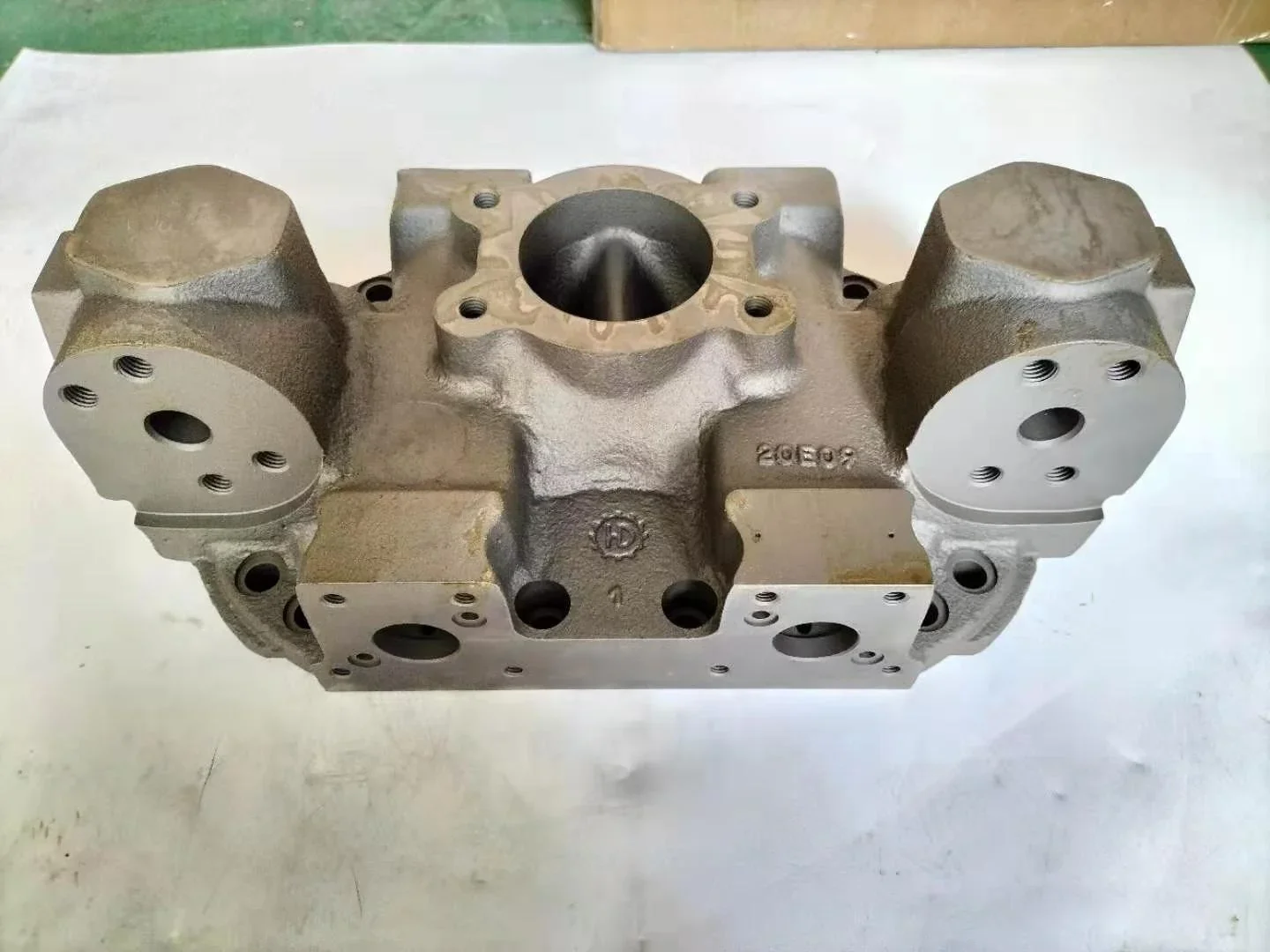 HPV118 Гидравлический насос Cilinderkop 1032517 Для ZAXIS270-3 ZAXIS240-3 Graafmachine