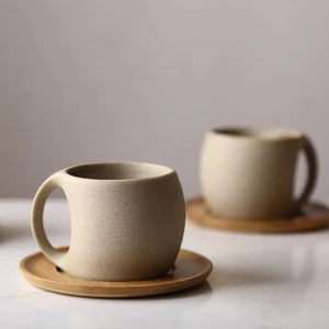 New Vintage Nordic Ceramic Coffee Cup with Spoon Afternoon Tea Cups
Home Porcelain Cup and Saucer Set Coffee Cups