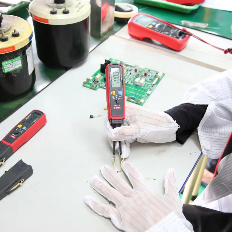 UNI-T UT116A SMD Multimeter Tester 36V Voltage Meter Resistance Capacitance Zener Diode Continuity Battery |