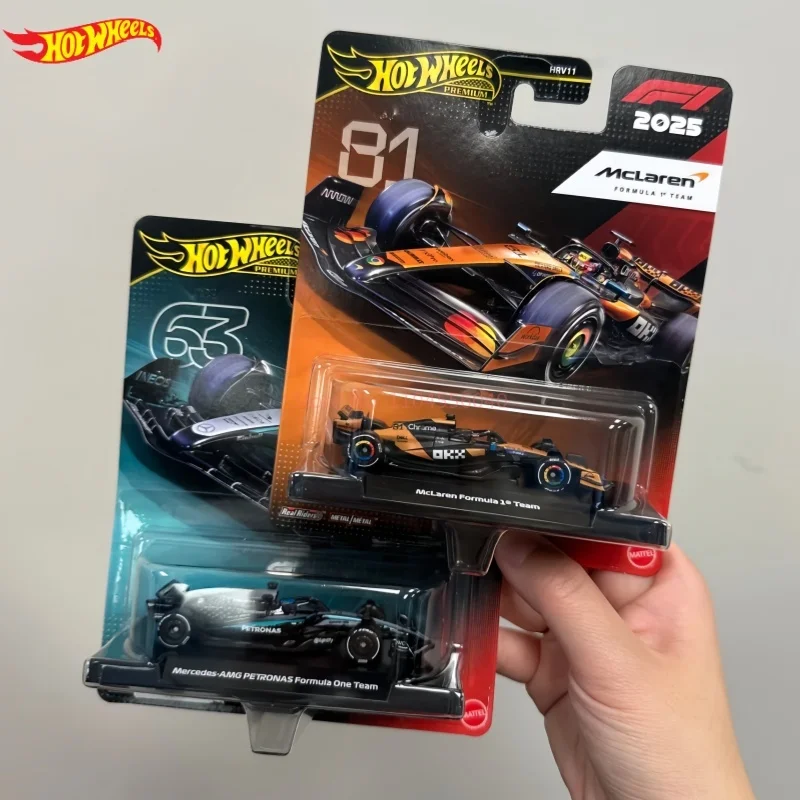 Фото Коллекционная миниатюра Hot Wheels Original Mattel Premium, масштаб 1:64, модель болида Формулы-1 HRV11 2025 Oracle Red Bull Racing F1 №1