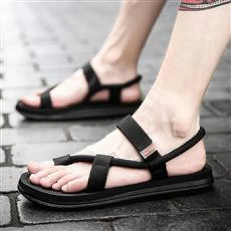 Men's Sandals 2023 New Summer Outdoor Men's Breathable Casual Dad Driving Vietnam Beach Slippers Ins Fashion