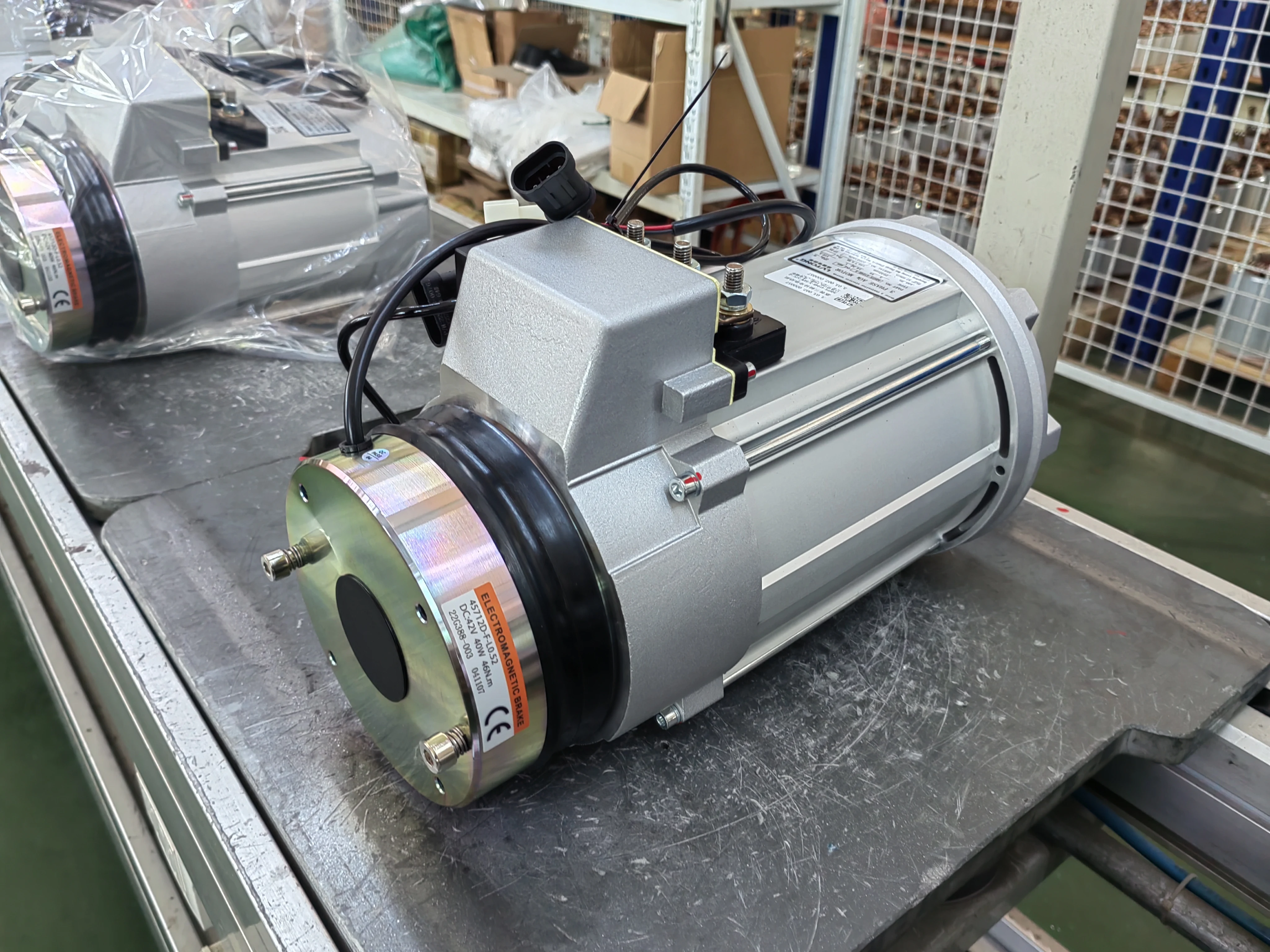 Фото Электродвигатель AQHT5-4104B-X 5000W 48V, комплект мотора 5000W для электромобилей Lvtong I-CON, 2932 об/мин №4