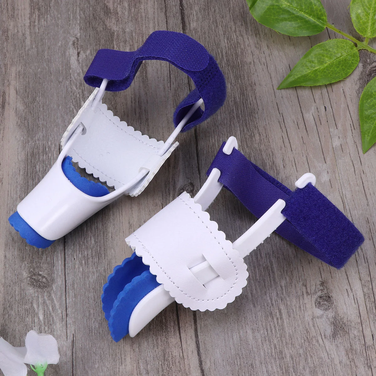 

A Pair of Adjustable Bunion Night Splint Hammertoe Corrector for Big Toes Hallux Valgus )