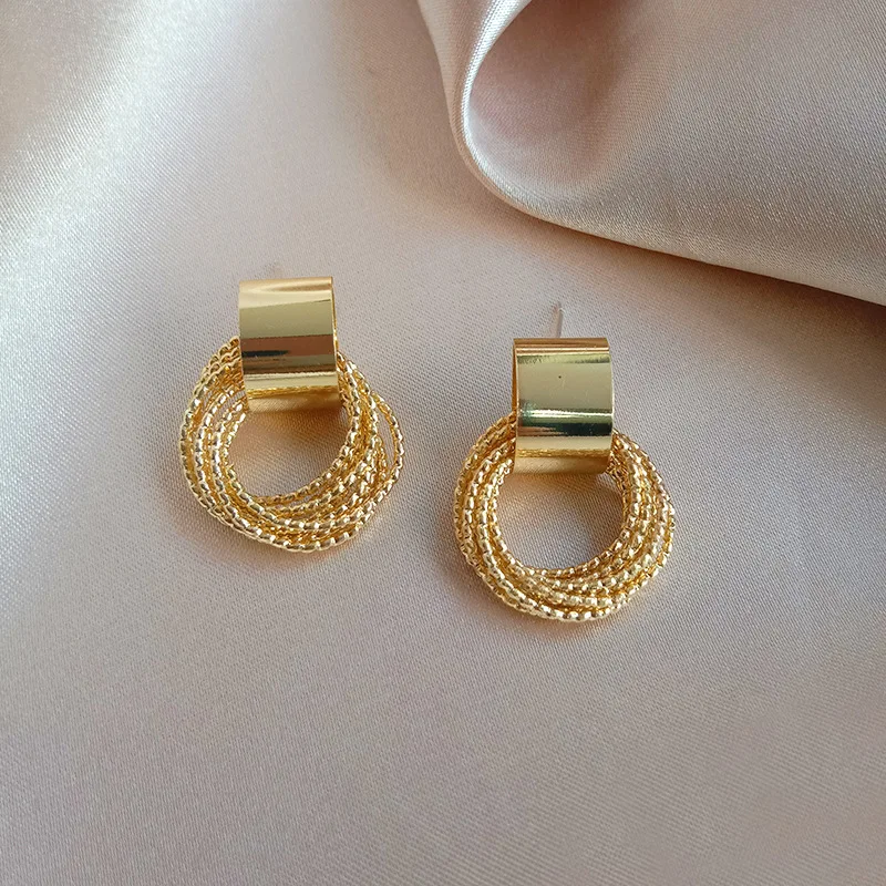 

Exaggerated Winding Chain Gold Geometry Hoop Earrings for Women With 925 Silver Needle Fashion Jewelry