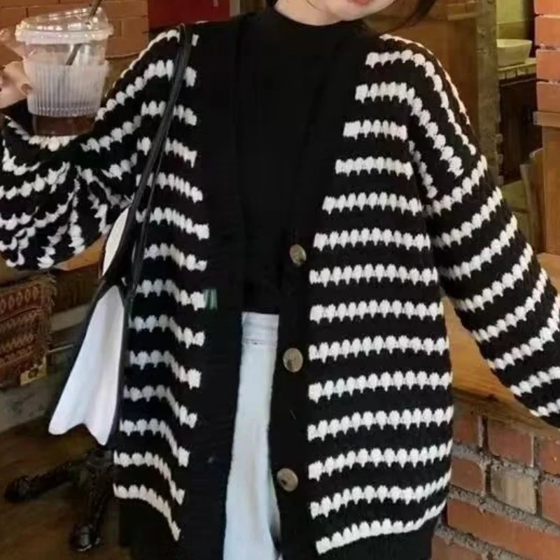 Женский Вязаный Кардиган С V-образным Вырезом В Полоску Теплый Офисный Свитер