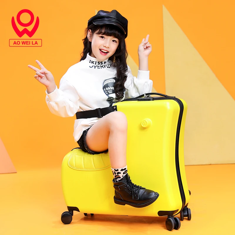 AOWEILA Kids Suitcase on wheels Cushion Travel Luggage Ride on Suitcase for Child Fit for 3-12 years old  24 Inch