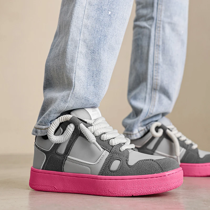 New Men Skateboarding Shoes Women Designer Sneakers Women Original Skate Shoes Leather Retro Parkour Sports Shoes Male Footwear