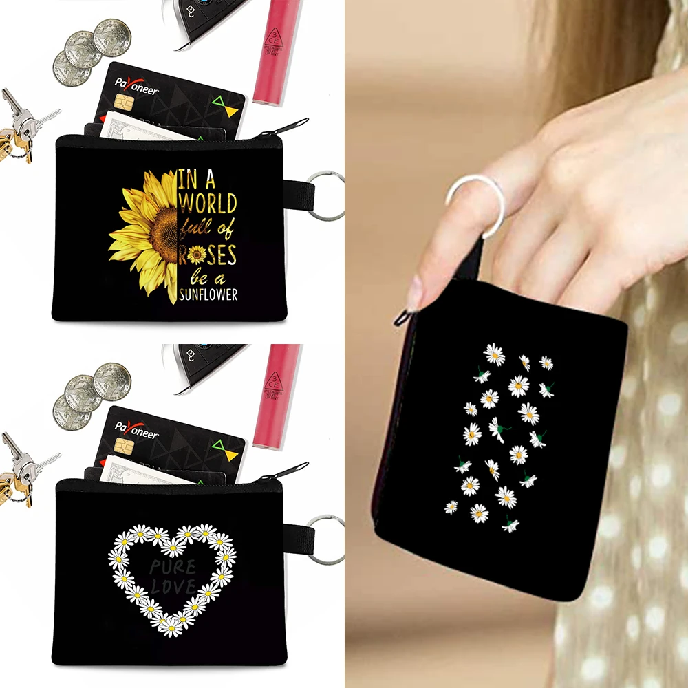 

2022 Unisex Coin Purse Daisy Print Pattern Earplugs Key Storage Bag Small Object Ring Buckle Zipper Mini Black Canvas Storage