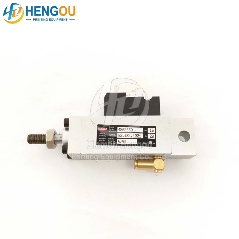 

92.184.1001 SM102 Solenoid Valve CD102 102 Printing Machinery Spare Parts Copper elbow
