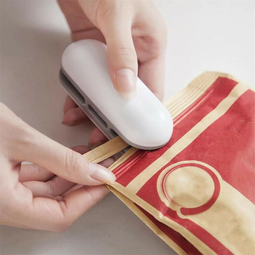 

Mini Portable Sealing Machine Food Storage Plastic Bag Handheld Heat Sealer