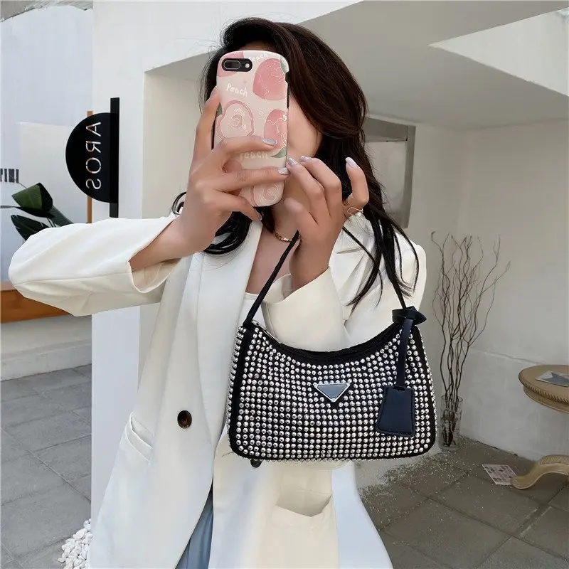 

Shoulder Bags 2022 Women BlingBling PU Leather Small Underarm Brand Luxury Fashion Lady Party Shine Rivet Handbags and Purses