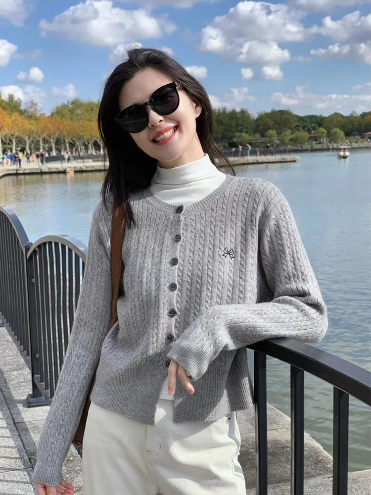 Korean Series Gray Embroidered Twist Knit cardigan Outerwear Women Outer Wear Small Loose Crop Sweater Top Autumn and Winter