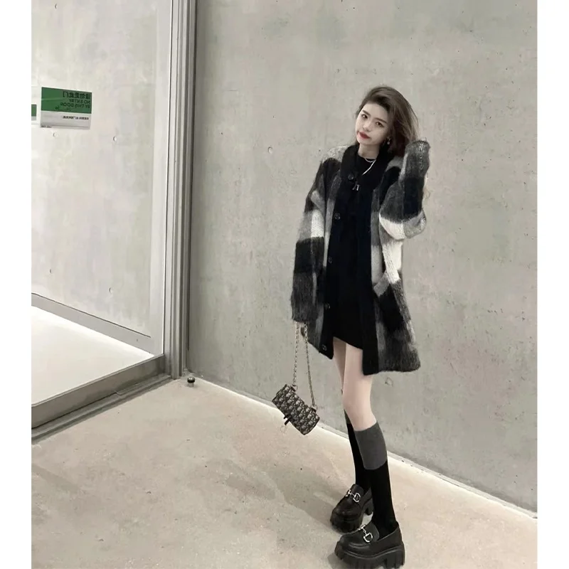 Средняя длина Ретро Французский sle Idle Sle Японская мода Топ Дизайн Sense Вязаный