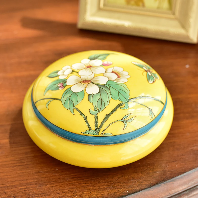 

Шкатулка для ювелирных изделий в китайском стиле, керамическая коробка с ручной росписью в розовом и американском стиле для хранения ожерелий и колец, украшение для гостиной и дома