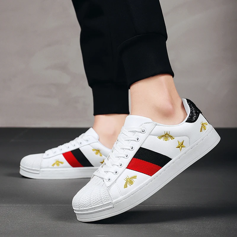 Brand Men Skateboarding Flat Man Sneakers Zapatos Hombre Spring Autumn Male Sport Shoes Rubber Mens Luxury Shoes Rubber Boots