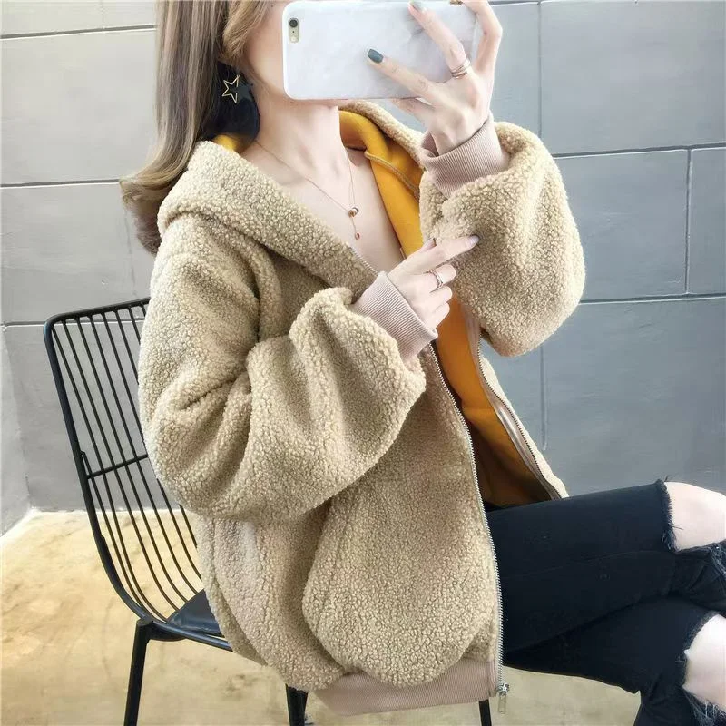 Новый кардиган для отдыха кашемировый свитер пальто осенью и зимой 2024 женский