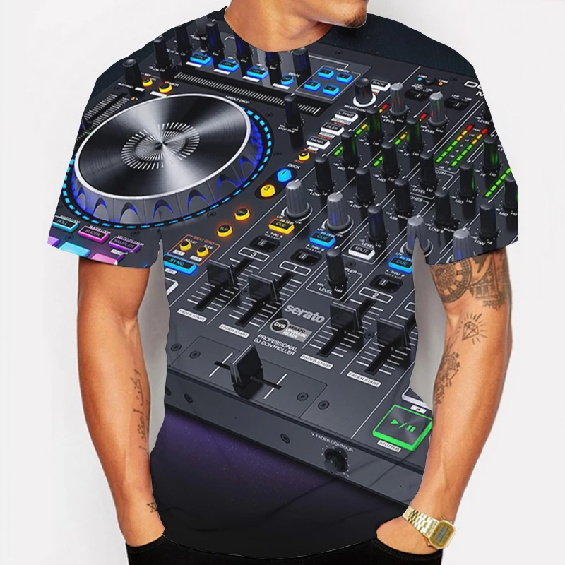 диджей обои. томас гуд диджей. пластинки serato. диджейский пульт 90х. круг диджея.