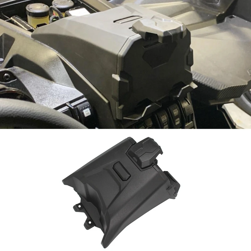 2 держателя электронного устройства со встроенными моделями хранения