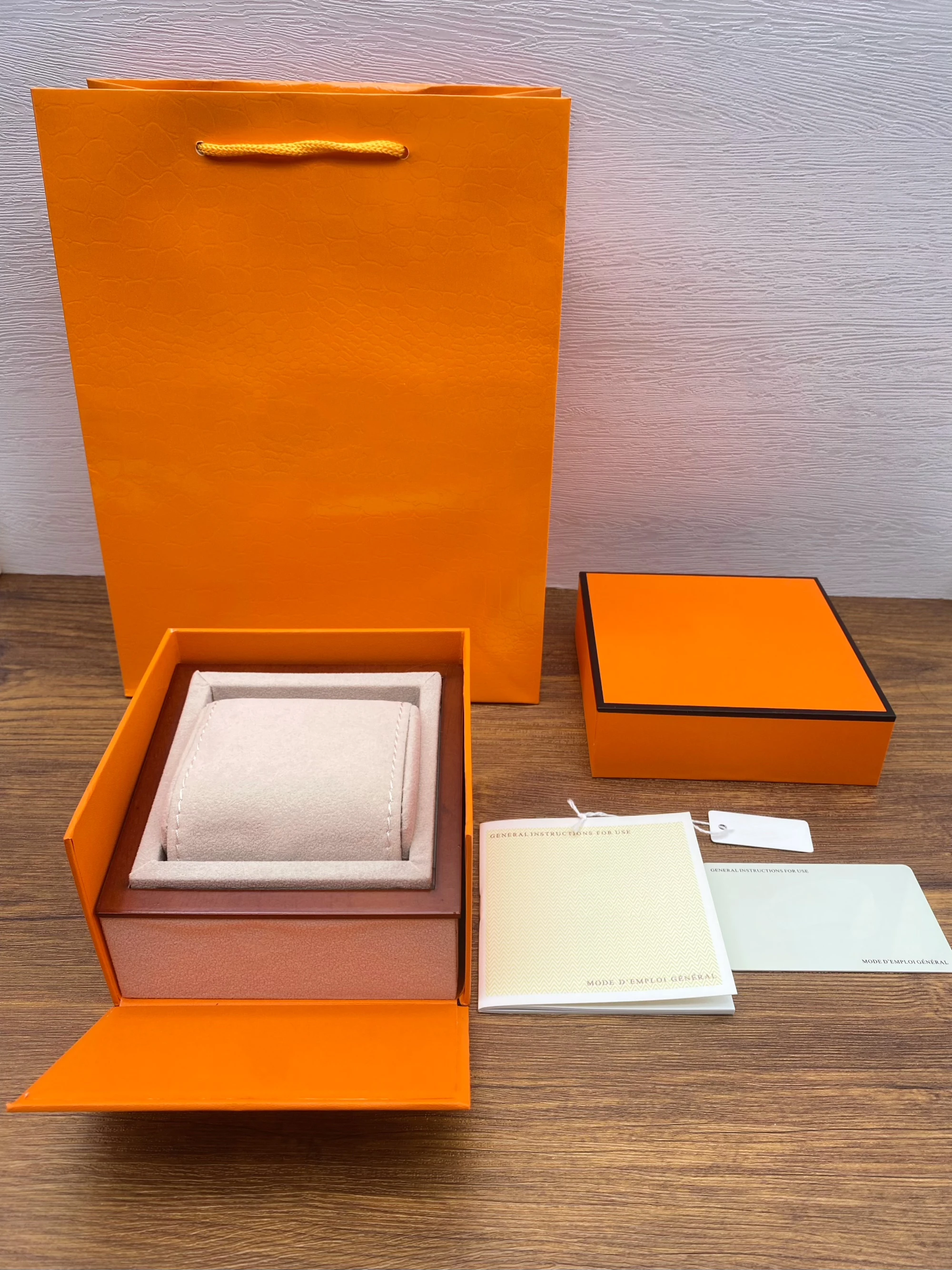 Luxury High Grade HMS Orange Watch Box PU Leather Watch Storage Box  Organizer for Automatic Watch Organizer Logo Customization