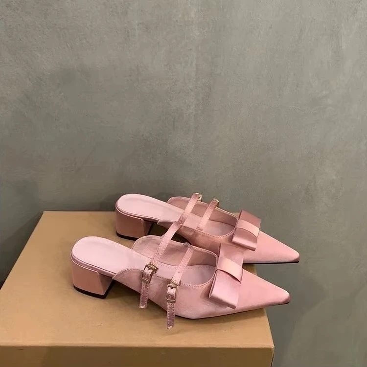 Шелковые тапочки с острым носком и бантом женские милые элегантные туфли на