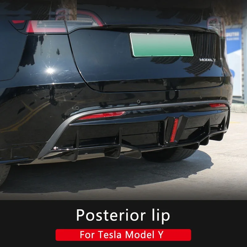 

Car Rear Bumper Diffuser Lip With Led Lamp For Tesla Model Y 2020 2021 2022 Glossy Black Carbon Pattern Tuning Accessories Parts