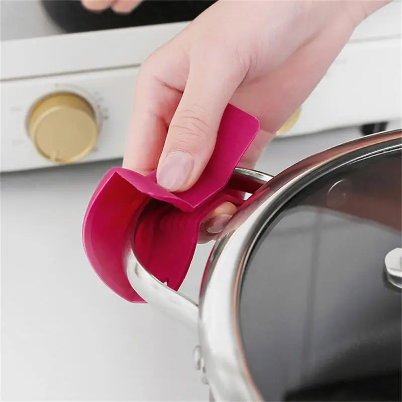 

2pcs Heat Insulation Clip Modern Simplicity Bow Silicone Flexible Anti-skid Anti-scalding Pot Clip Creative Kitchen Cookware