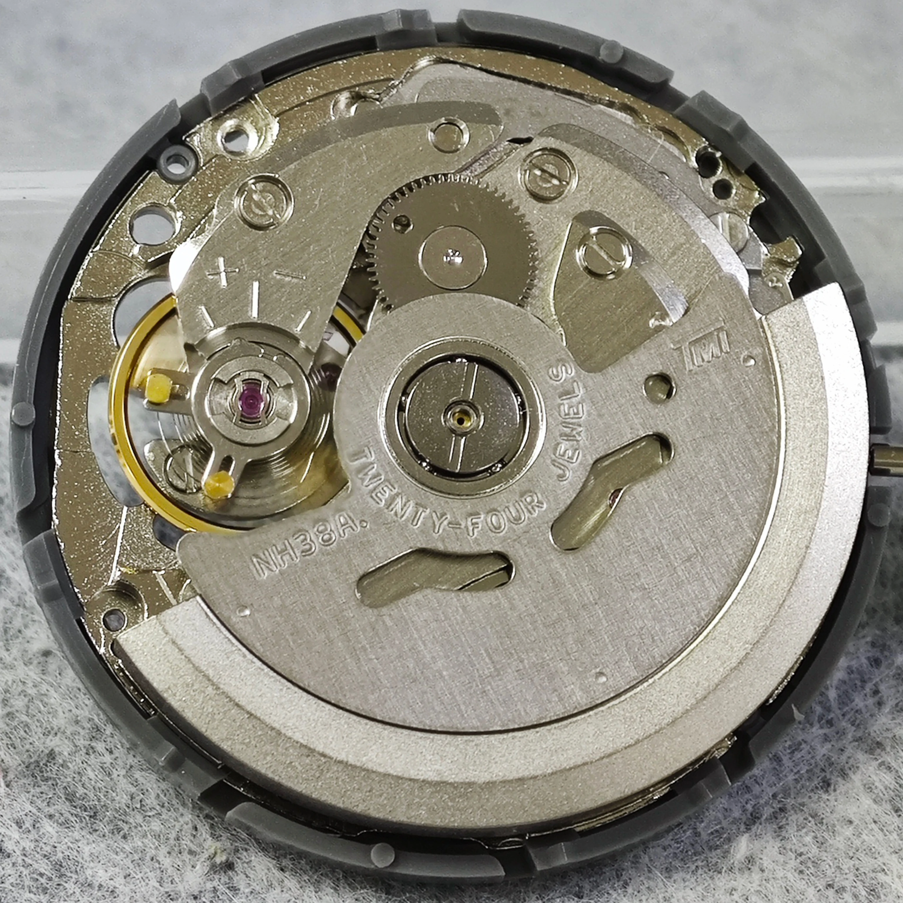 NH38 Оригинальный японский автоматический механический механизм с 24 драгоценными
