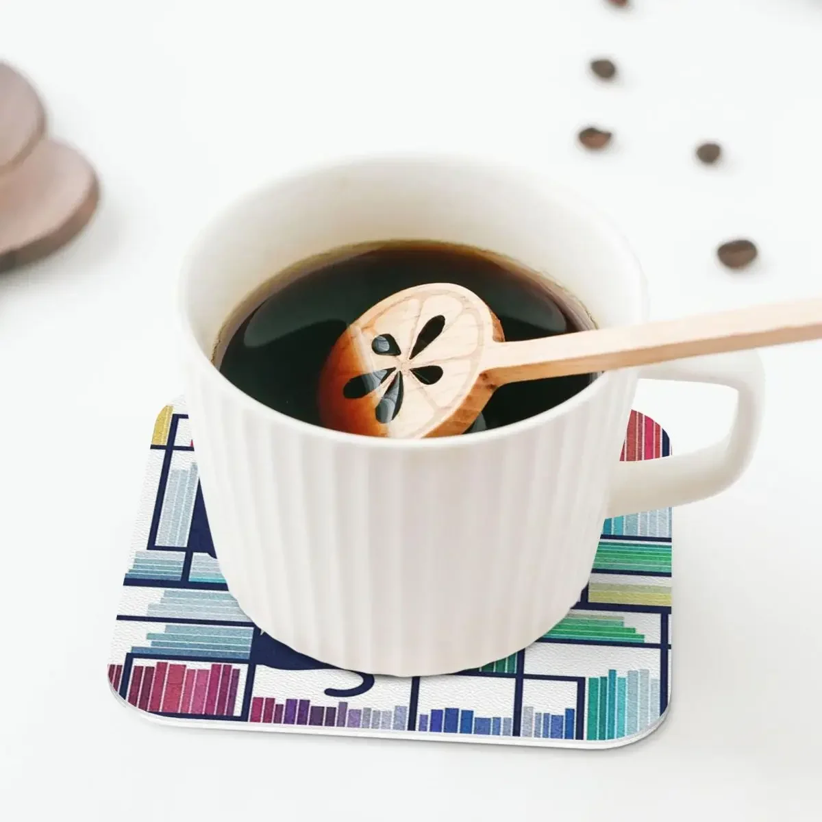 Радужная книжная полка темно-синяя и подставки для библиотеки кухонные чашек