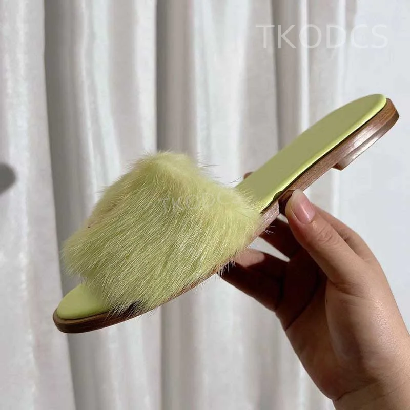 

Designer Brand Ladies Beach Slippers Luxury Mink Fur Shoes Flat Heel Summer Women Flip Flops Outdoor Comfortable Cozy Slides