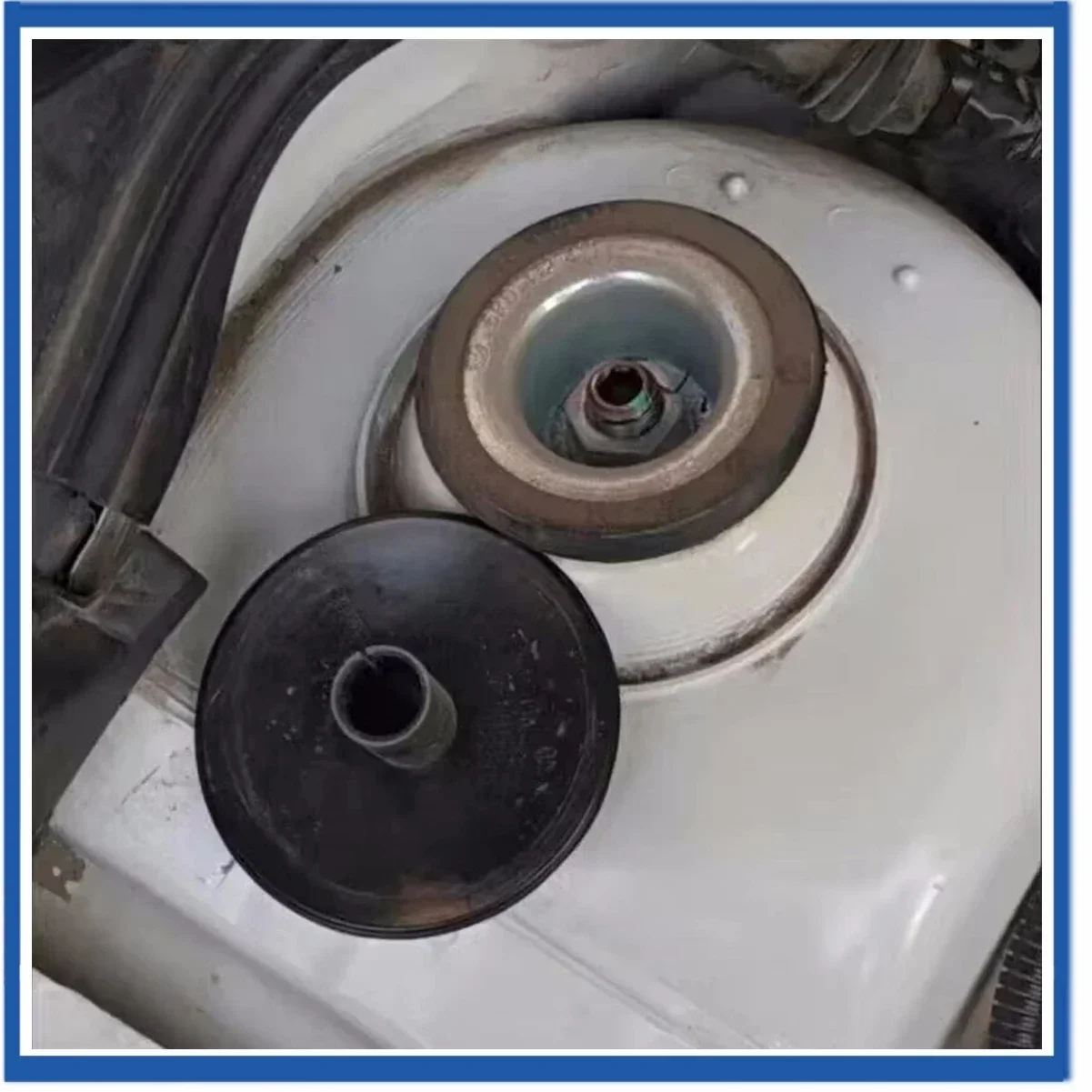 

1x крышка стойки передней подвески автомобиля для Volkswagen Polo для Golf 4 Touran 1J 0412359 Верхняя крышка амортизатора