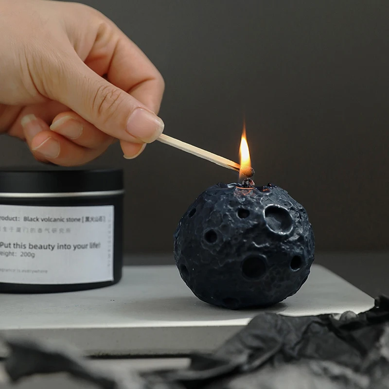

Moon Handmade Candle Fragrance Scented Candles Creative Home Bedroom Decorations Gift Souvenir Art Ornament Bougie