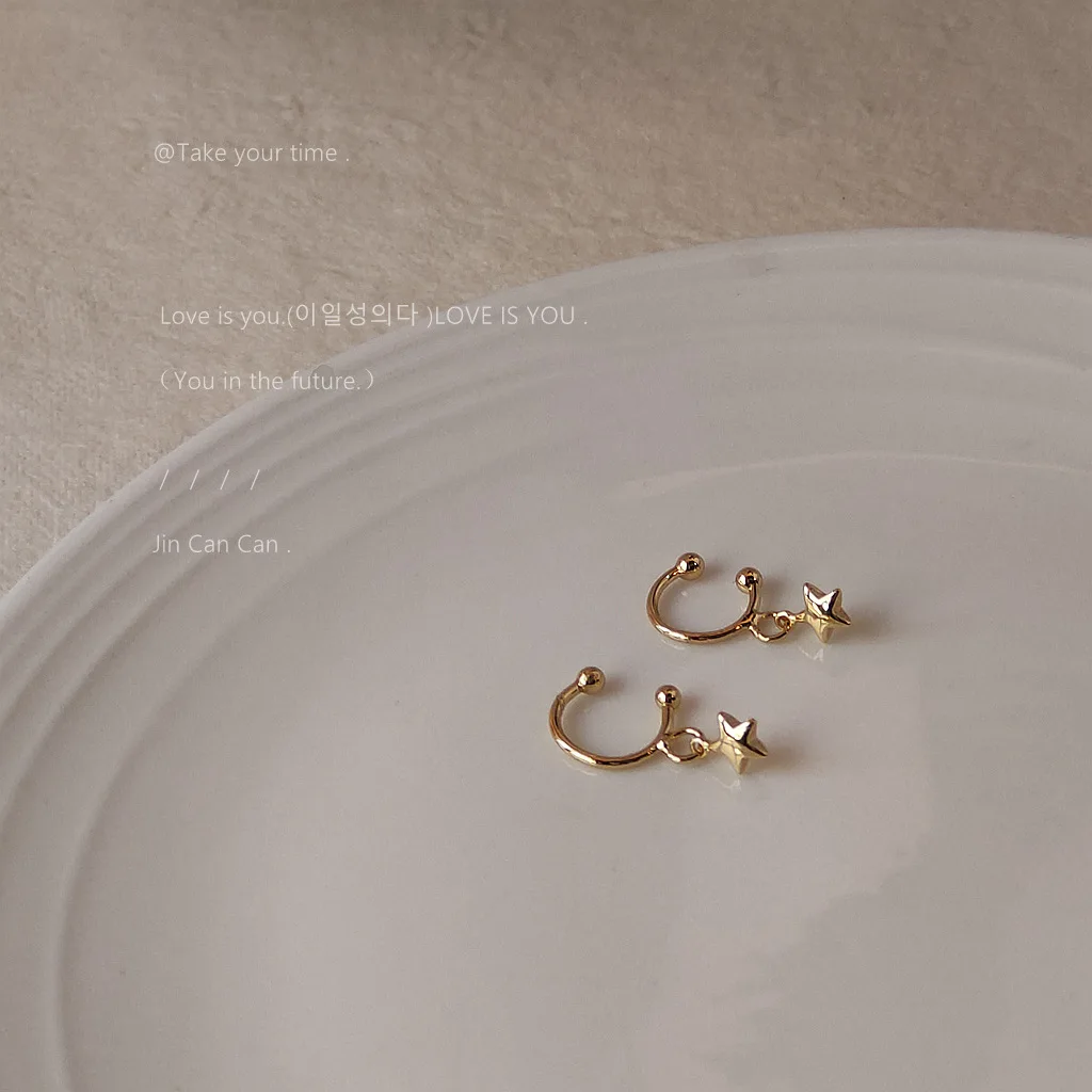 

No Pierced Ins Ear Clip Simple High-end Sense of Niche Design Small and Exquisite Earrings Cold Wind Korean Fashion