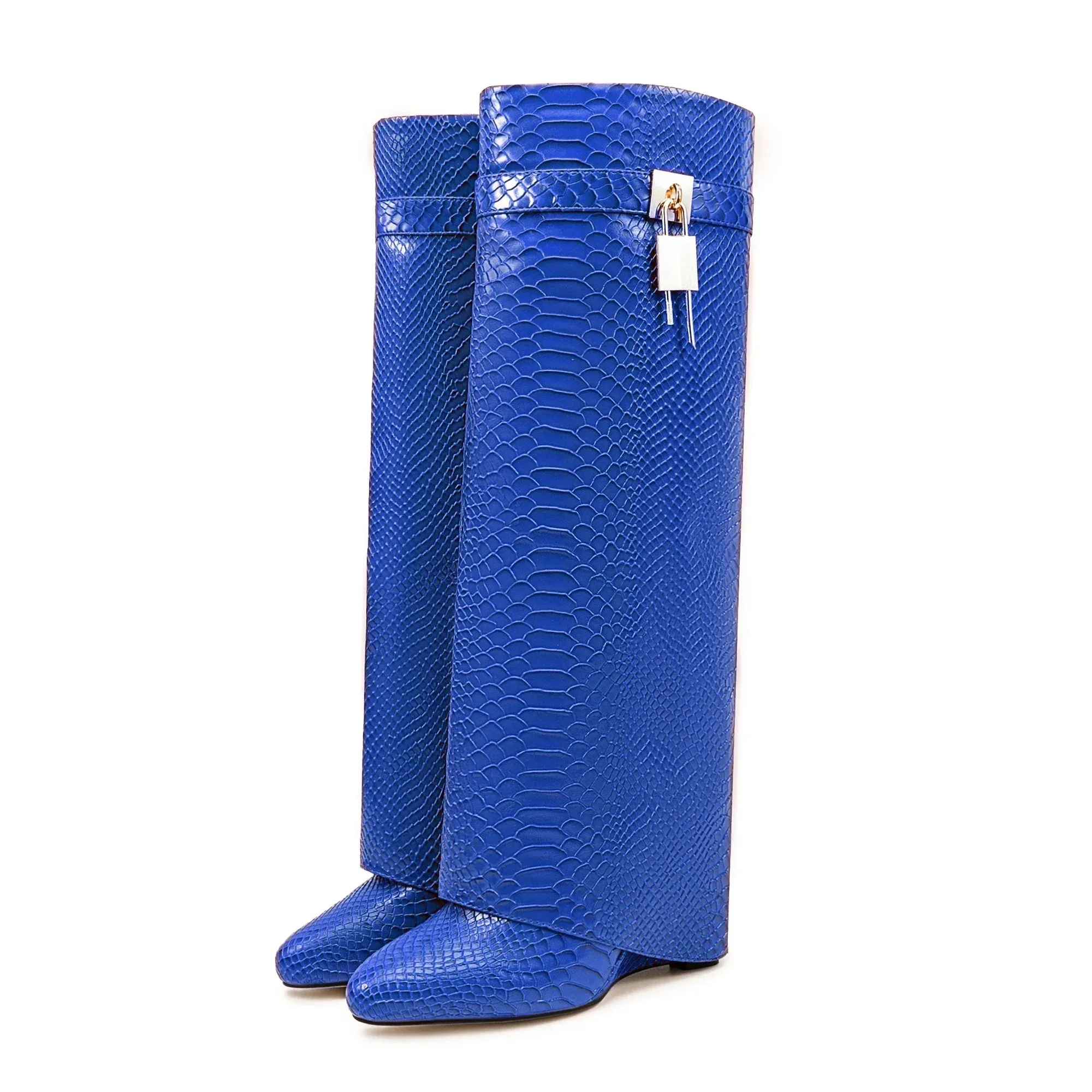 Женские сапоги до колена на платформе и высоком каблуке-шпильке