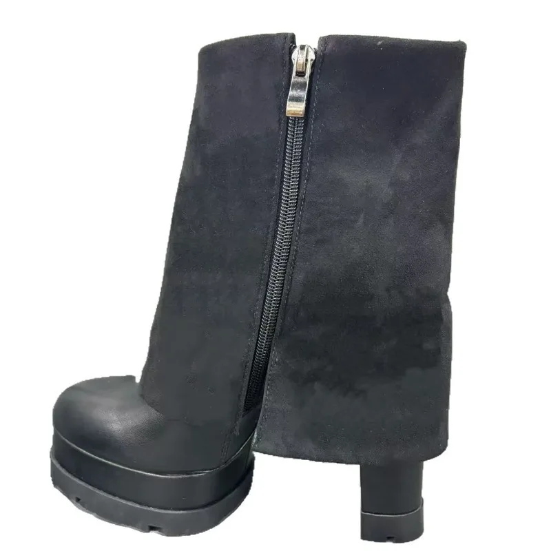 Новые черные модные ботинки на средней подошве с заклепками и стразами