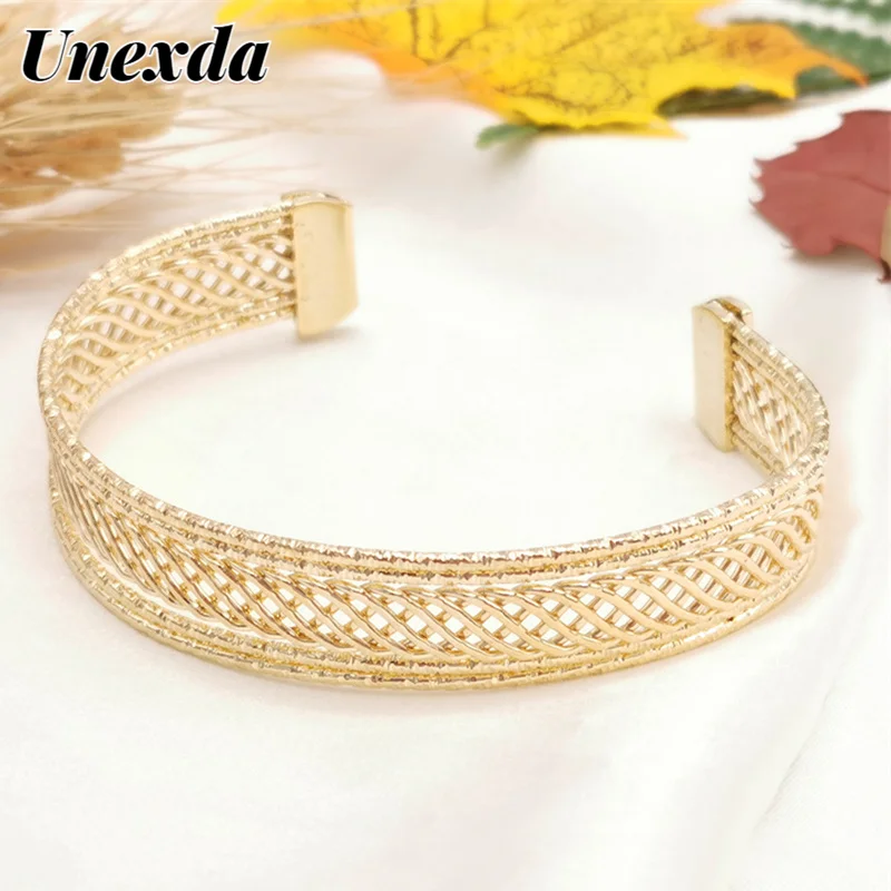 

Unexda Bohemia Jewelry Charm Bracelet Designer Hand Woven Mesh Bracelet Fashion Temperament Sorority Accessories Jewelry Bangles