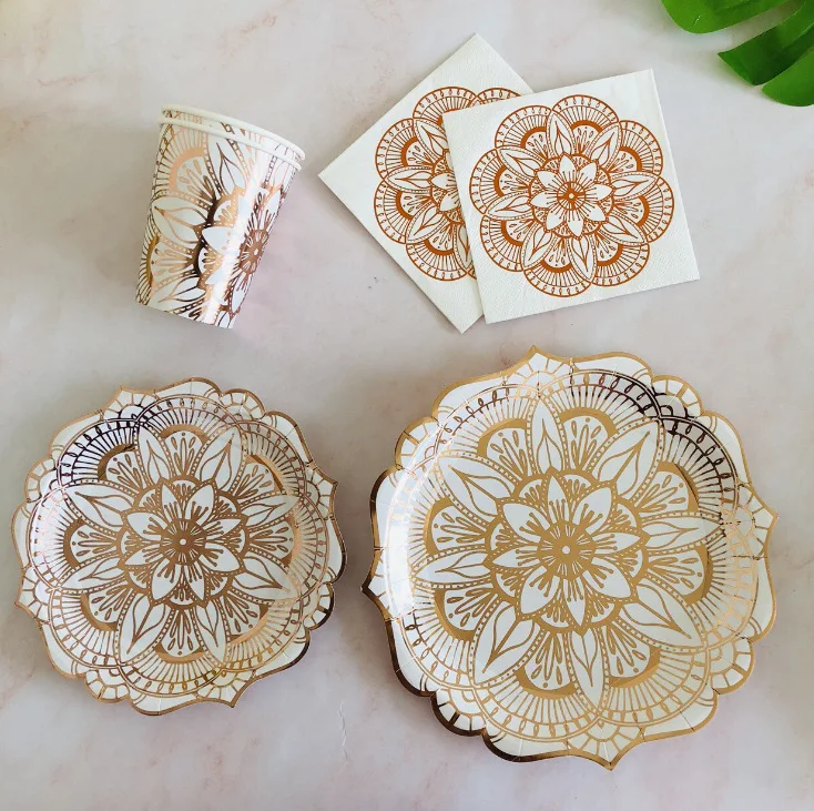 

8 Guests Stamping Golden Flower Tableware Flower Rose Plates Dessert Plates Cups Stamping Golden Straws Birthday Party Supplies